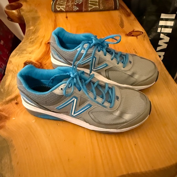 New Balance Gray and Blue Women's Sneakers - Picture 2 of 5